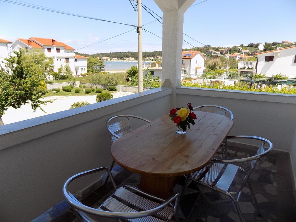 Apartment Lopar 15 Εξωτερικό φωτογραφία